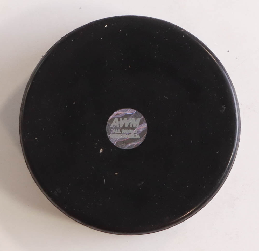 Grant Fuhr Signed Hall of Fame Logo Hockey Puck (AWM)