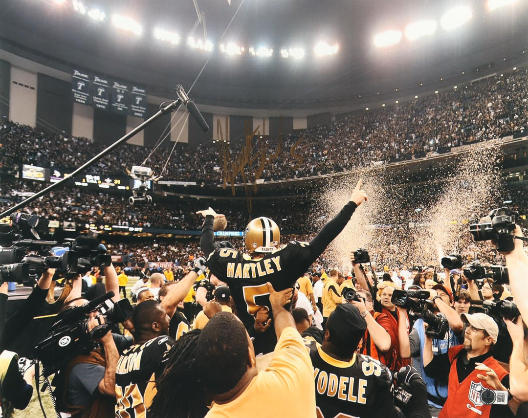 Garrett Hartley Signed Saints 16x20 Photo (Beckett)