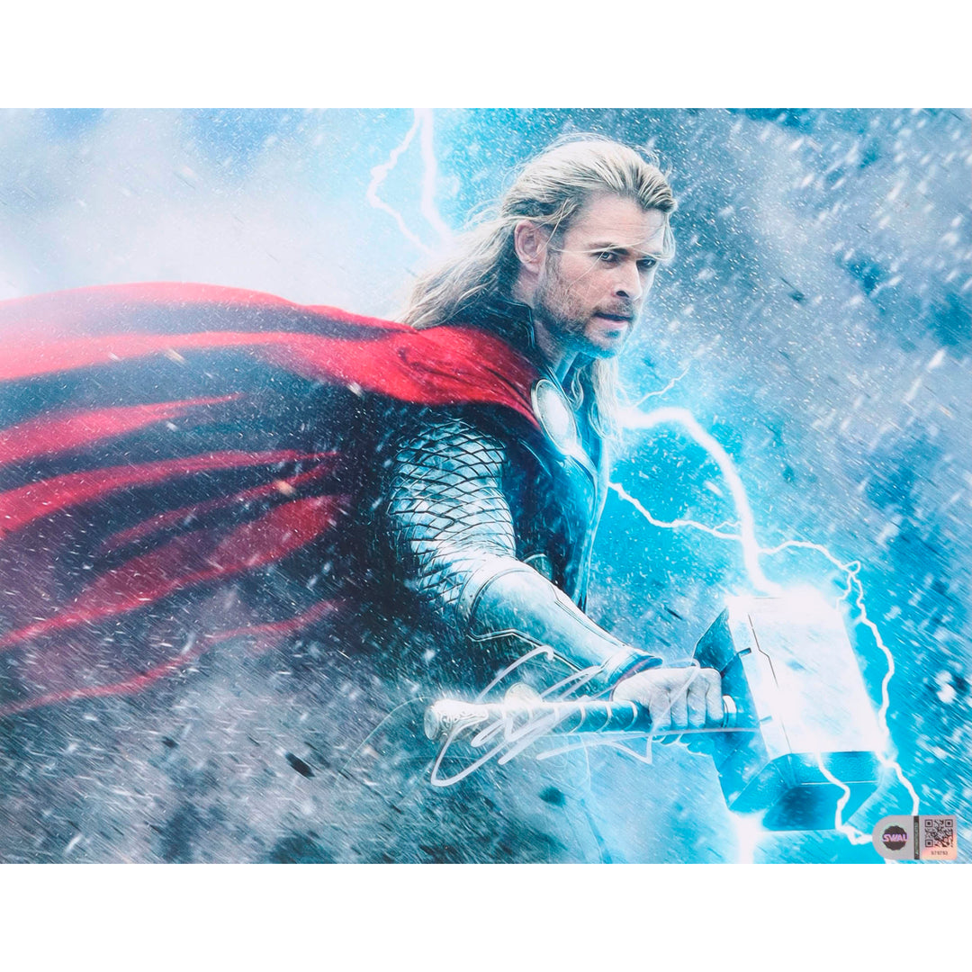 Chris Hemsworth Signed "Thor: Love and Thunder" 11x14 Photo (SWAU COA)