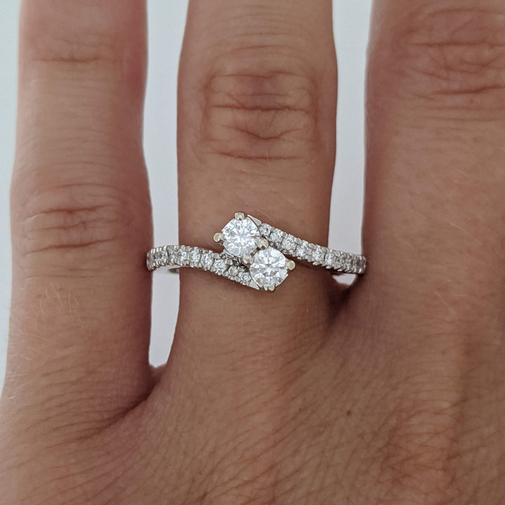 14K WHITE .53 CARAT TOTAL WEIGHT I1 I DIAMOND ROUND (22) BYPASS "EVER US" ESTATE RING 3.1 GRAMS