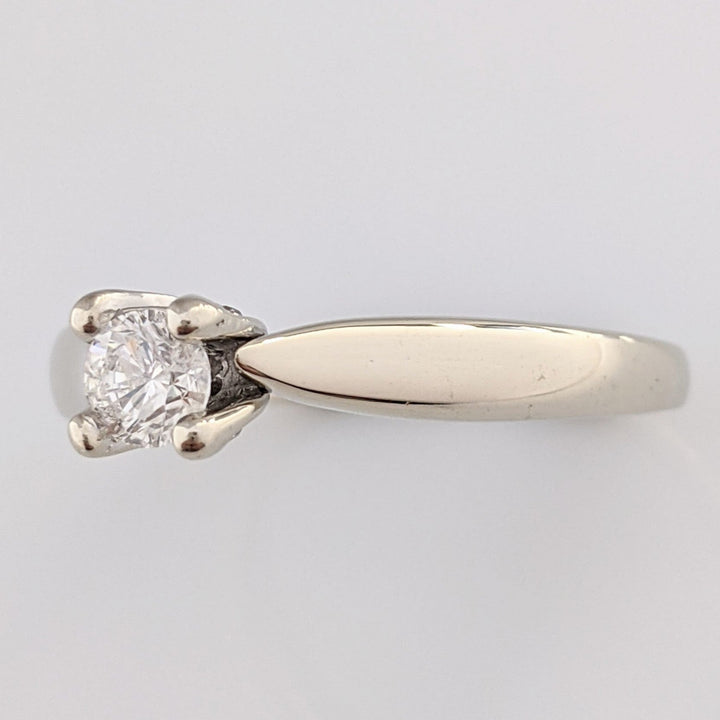 14K WHITE .23 CARAT TOTAL I1 H DIAMOND ROUND WITH MELEE IN GALLERY ESTATE RING 2.5 GRAMS