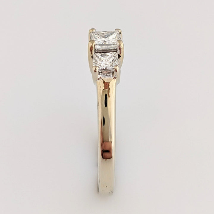 14K WHITE 1.01 CARAT TOTAL WEIGHT VS2 G DIAMOND PRINCESS CUT (3) ESTATE TRINITY RING 4.0 GRAMS