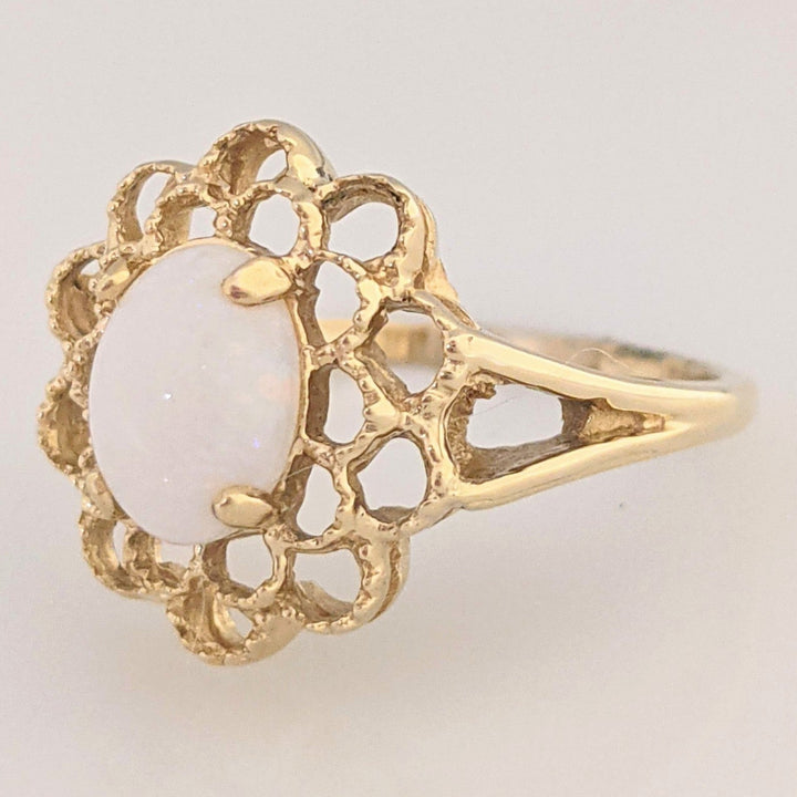 14K OPAL OVAL 6X8 CABOCHON OPEN TOP ESTATE RING 2.9 GRAMS