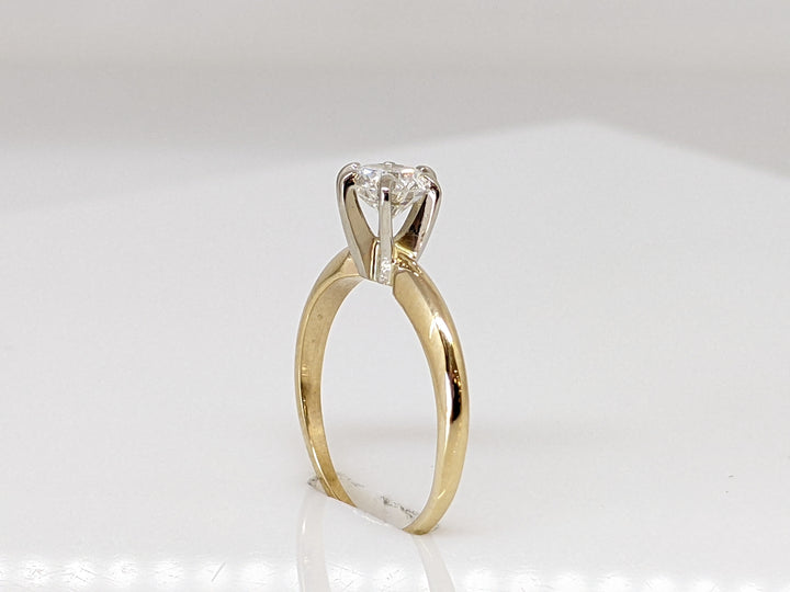 14K .50 CARAT TOTAL I1 F DIAMOND ROUND ESTATE SOLITAIRE RING 1.6 GRAMS