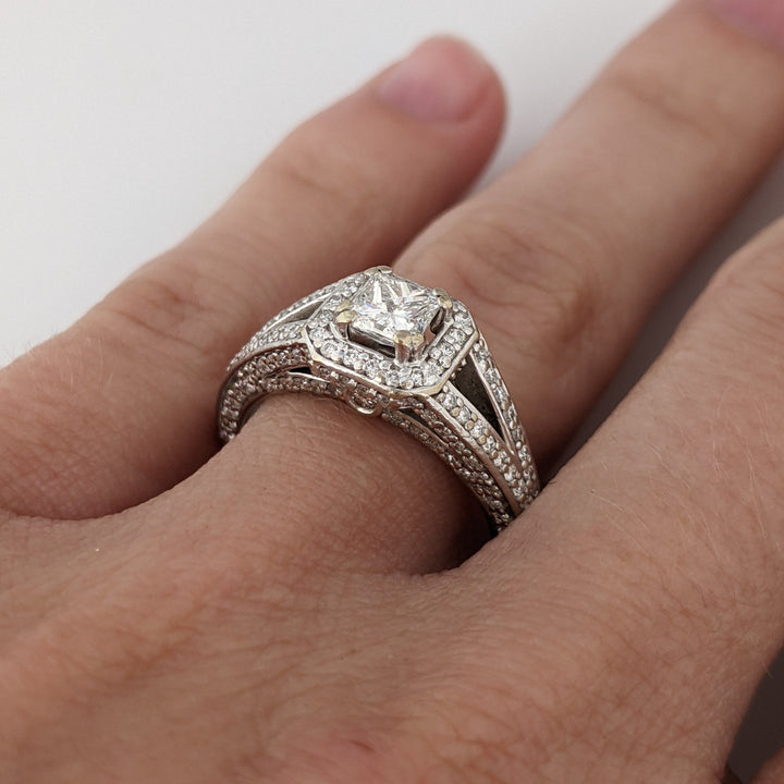 14K WHITE 1.58 CARAT TOTAL WEIGHT SI2 I DIAMOND PRINCESS CUT (1) ROUND (143) HALO ESTATE RING 5.0 GRAMS