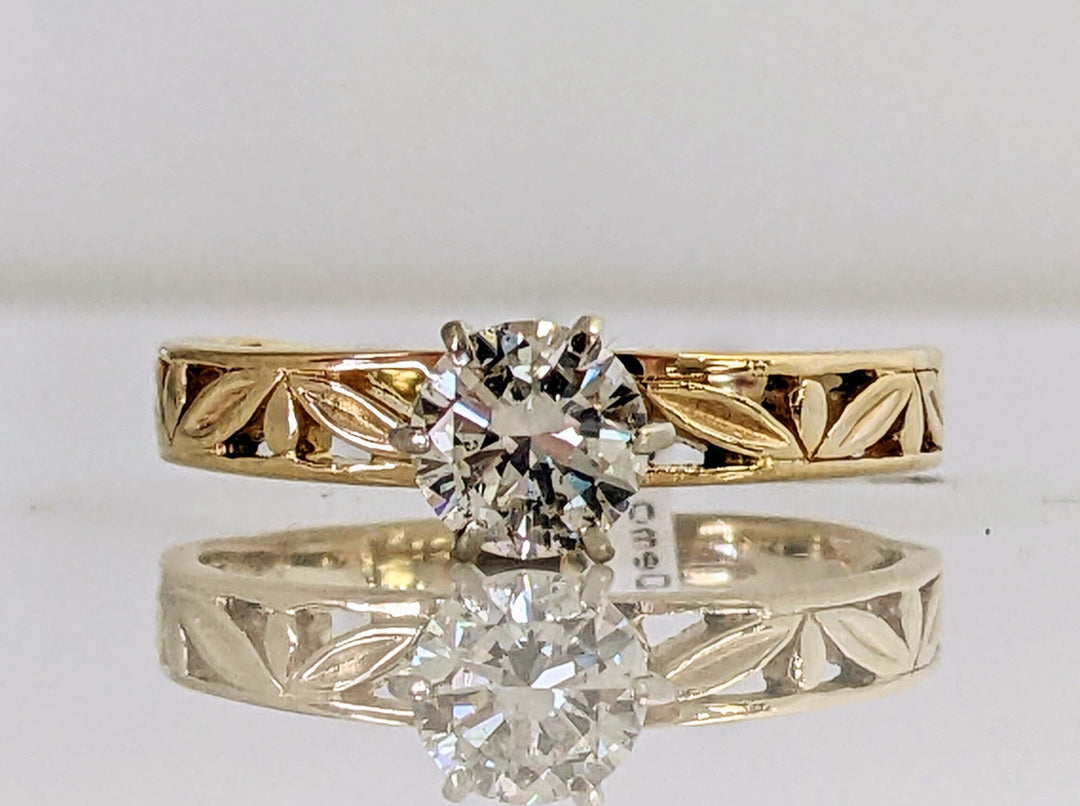 14K .60 CARAT TOTAL I1 K DIAMOND ROUND FANCY SHANK ESTATE RING 2.1 GRAMS