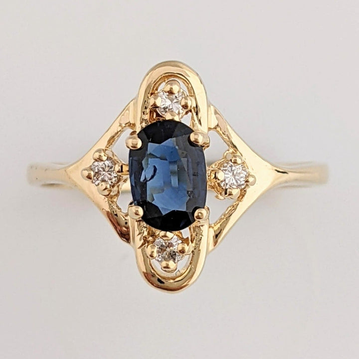 14K SAPPHIRE OVAL 4X6 WITH (4) MELEE ESTATE RING 2.4 GRAMS