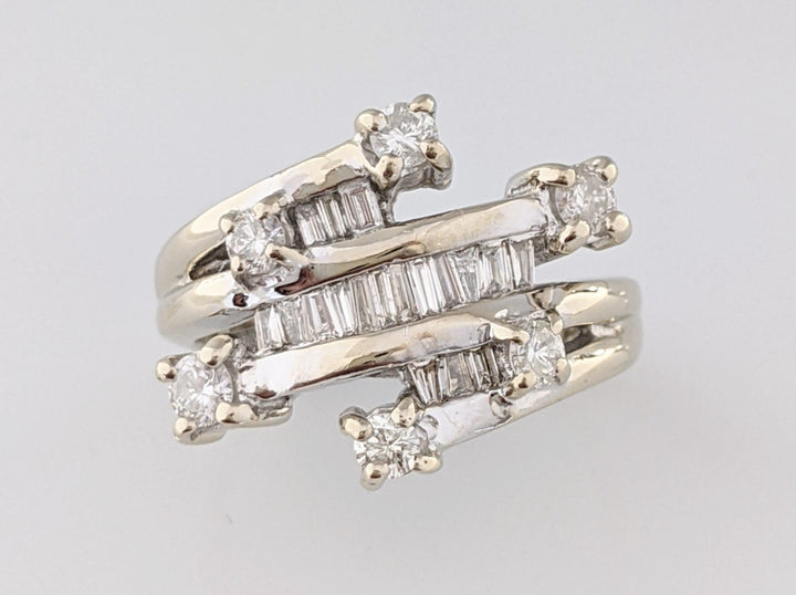 14K WHITE 1.00 CARAT TOTAL WEIGHT I1 H DIAMOND ROUND (6) BAGUETTE (18) ESTATE RING 6.6 GRAM