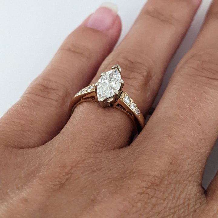 14K 1.02 CARAT TOTAL WEIGHT I1 H DIAMOND MARQUISE WITH (6) ROUND ESTATE RING 2.7 GRAMS