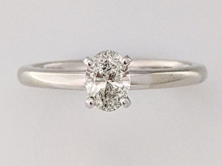 14K WHITE .52 CARAT TOTAL DIAMOND OVAL ESTATE RING 2.9 GRAMS