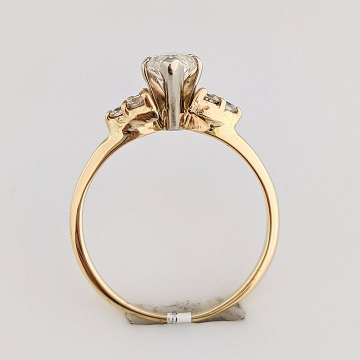 14K 1.36 CARAT TOTAL WEIGHT I1 K DIAMOND MARQUISE WITH (6) ROUND MELEE ESTATE RING 3.0 GRAMS