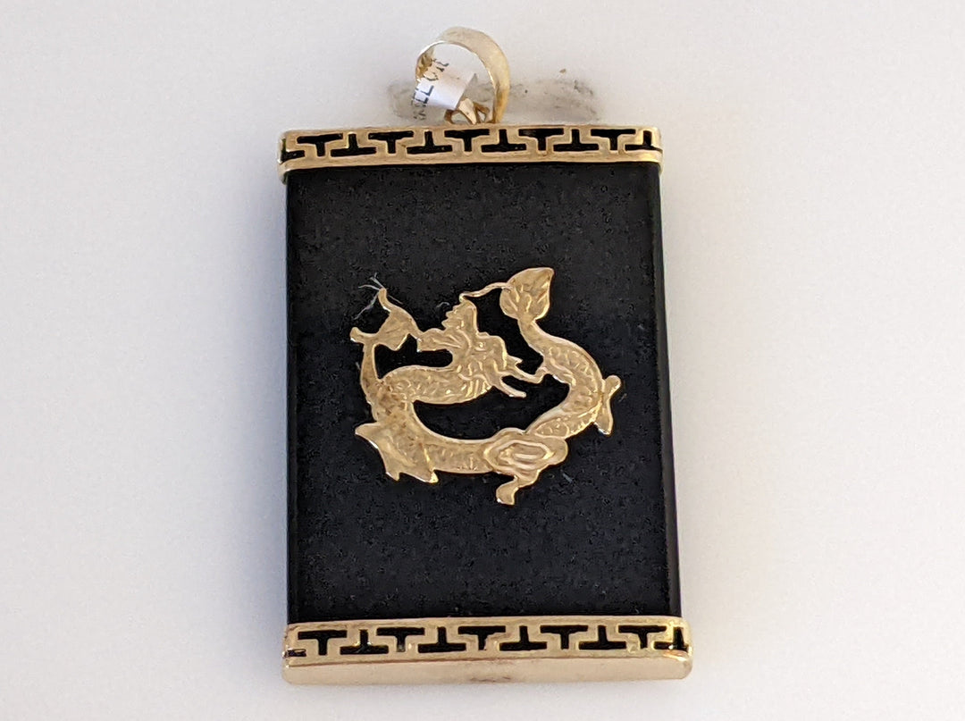 14K BLACK JADE RECTANGLE 20X30 WITH DRAGON DESIGN ESTATE PENDANT 4.6 GRAMS