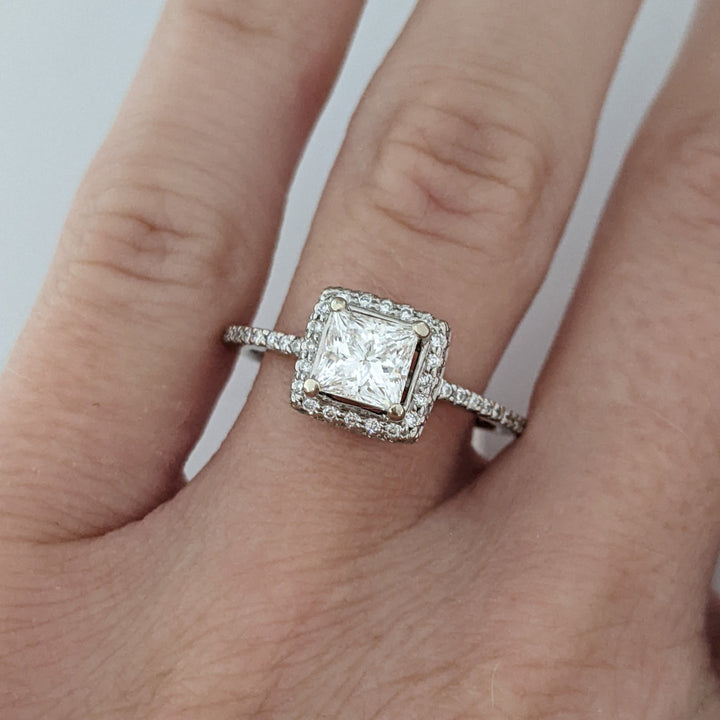 14K WHITE GOLD 1.00 CARAT TOTAL WEIGHT VS2 G DIAMOND PRINCESS CUT HALO ESTATE RING 2.6 GRAMS