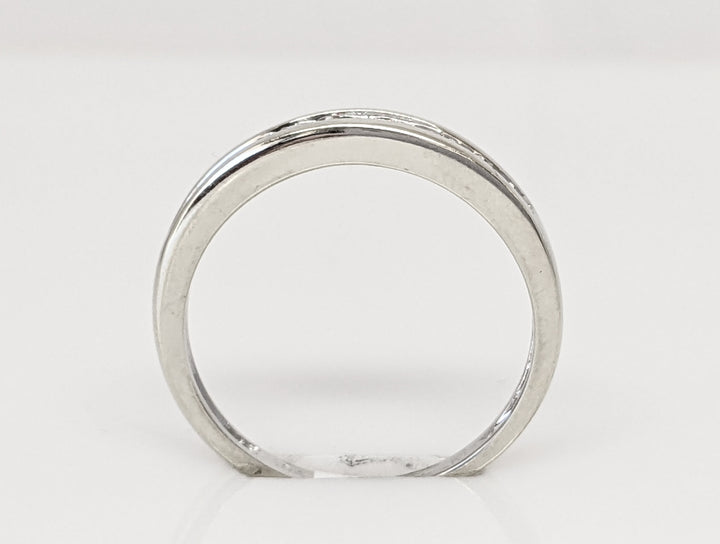 10K WHITE .20 CARAT TOTAL WEIGHT I1 J DIAMOND ROUND (11) ESTATE CHANNEL SET BAND 1.5 GRAMS