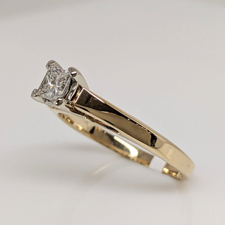 14K .32 CARAT TOTAL SI2 G DIAMOND PRINCESS CUT RAISED SHANK SOLITAIRE ESTATE RING 3.0 GRAMS
