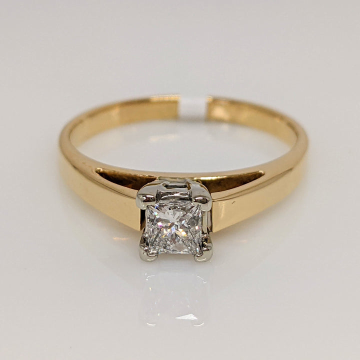 14K .32 CARAT TOTAL SI2 G DIAMOND PRINCESS CUT RAISED SHANK SOLITAIRE ESTATE RING 3.0 GRAMS