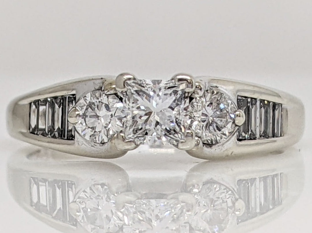 14K WHITE 1.03 CARAT TOTAL WEIGHT SI2 I DIAMOND PRINCESS CUT (1) ROUND (2) BAGUETTE (8) ESTATE RING 4.1 GRAMS
