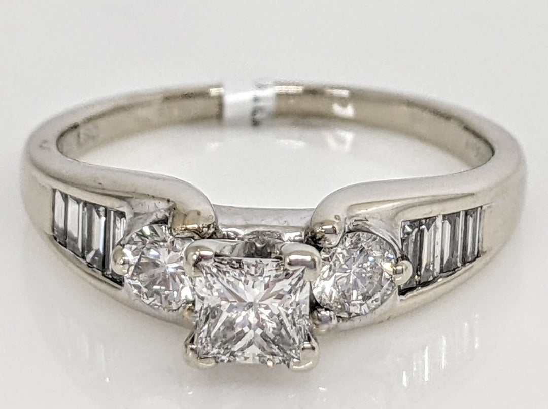 14K WHITE 1.03 CARAT TOTAL WEIGHT SI2 I DIAMOND PRINCESS CUT (1) ROUND (2) BAGUETTE (8) ESTATE RING 4.1 GRAMS