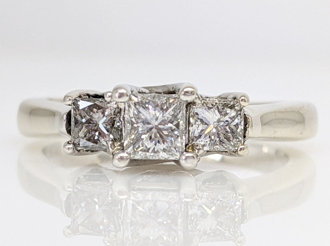 14K WHITE .66 CARAT TOTAL WEIGHT SI1 G DIAMOND PRINCESS CUT (3) TRINITY ESTATE RING 3.4 GRAMS