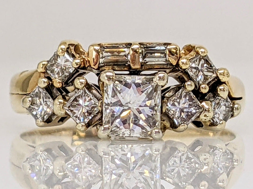 14K 1.07 CARAT TOTAL WEIGHT SI2 H DIAMOND PRINCESS CUT (7) BAGUETTES (2) ESTATE RING 3.0 GRAMS