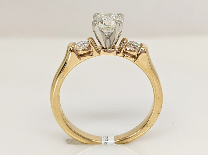 14K .90 CARAT TOTAL WEIGHT I H DIAMOND ROUND (3) TRINITY ESTATE RING 3.8 GRAMS