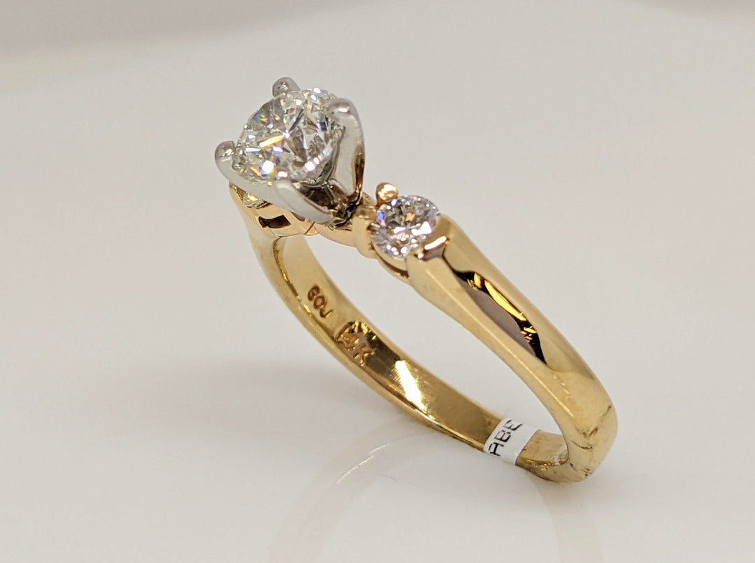 14K .90 CARAT TOTAL WEIGHT I H DIAMOND ROUND (3) TRINITY ESTATE RING 3.8 GRAMS