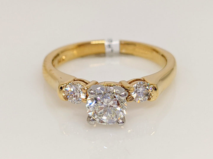 14K .90 CARAT TOTAL WEIGHT I H DIAMOND ROUND (3) TRINITY ESTATE RING 3.8 GRAMS