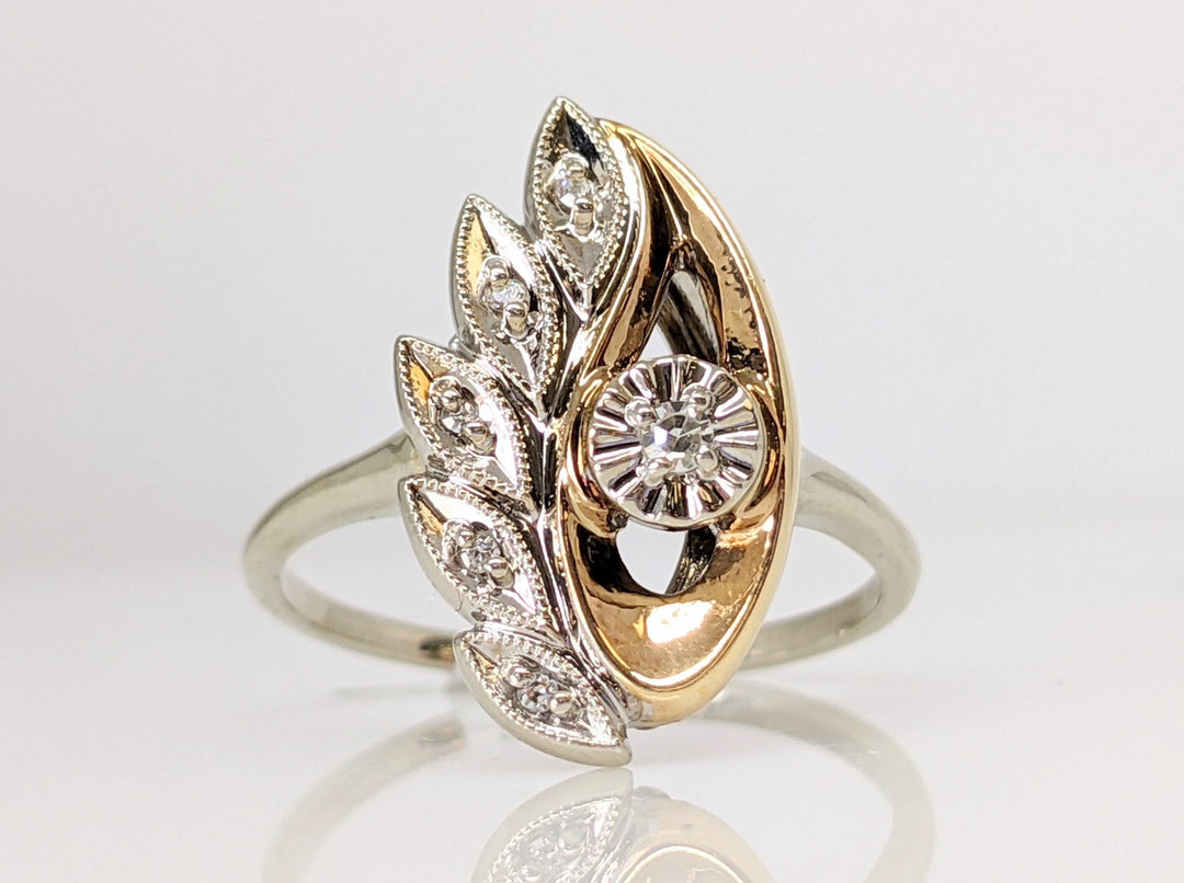 14K TWO-TONE .09 CARAT TOTAL DIAMOND ROUND VVS1 I (6) ESTATE LEAF STYLE RING 4.6 GRAMS