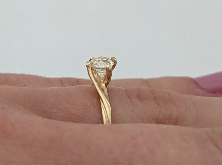 14K .39 CARAT TOTAL VS2 I DIAMOND ROUND (1) ESTATE BYPASS RING 1.5 GRAMS