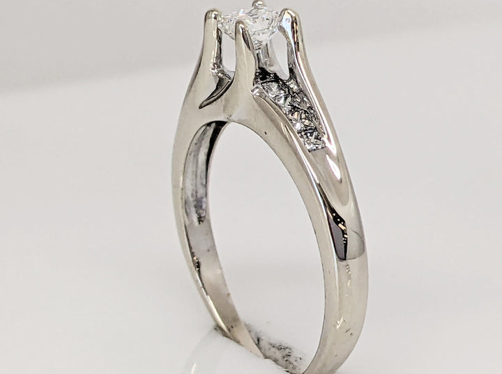 14K WHITE .47 CARAT TOTAL WHITE SI1 G DIAMOND PRINCESS CUT (11) ESTATE RING 2.7 GRAMS