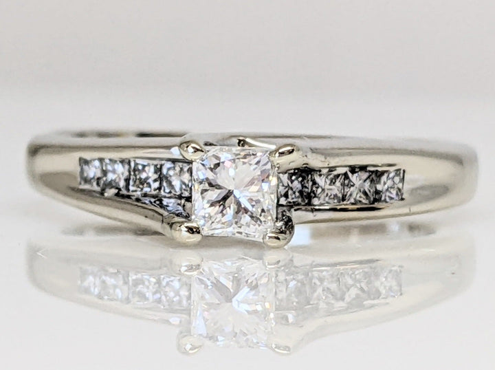14K WHITE .47 CARAT TOTAL WHITE SI1 G DIAMOND PRINCESS CUT (11) ESTATE RING 2.7 GRAMS