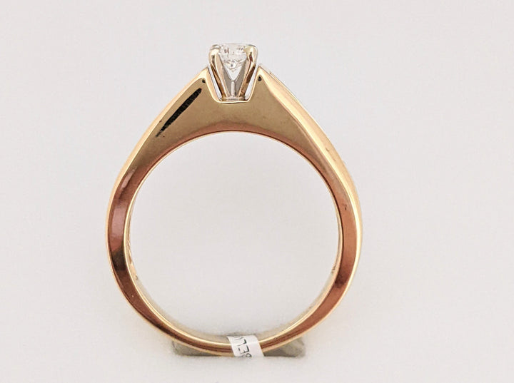 14K .63 CARAT TOTAL WEIGHT SI2 G DIAMOND ROUND (9) ESTATE RING 4.0 GRAMS