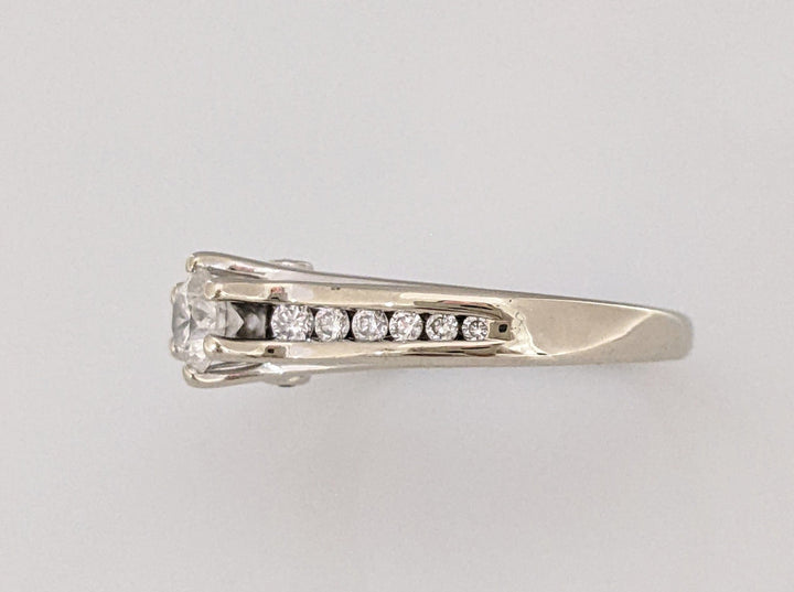 14K WHITE .53 CARAT TOTAL WEIGHT SI2 H DIAMOND ROUND (13) ESTATE RING 3.1 GRAMS