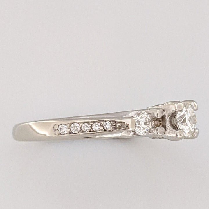 14K WHITE .46 CARAT TOTAL WEIGHT SI2 H DIAMOND ROUND (13) TRINITY ESTATE RING 3.2G
