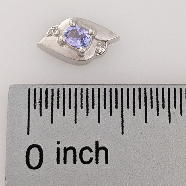 14K WHITE TANZANITE OVAL (2) 3X4 WITH (4) MELEE ESTATE EARRINGS 2.1 GRAMS