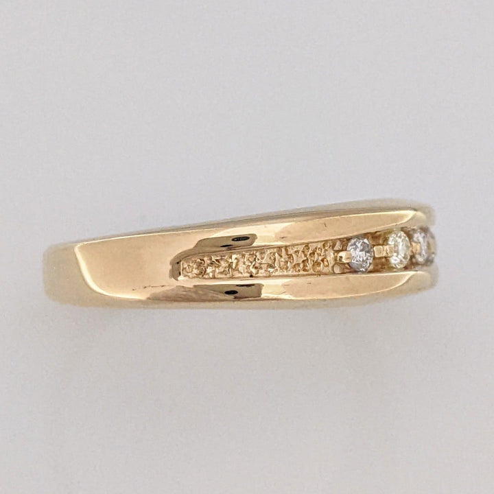 14K .12 CARAT TOTAL WEIGHT SI2 I DIAMOND ROUND (4) ESTATE BAND 4.7 GRAMS