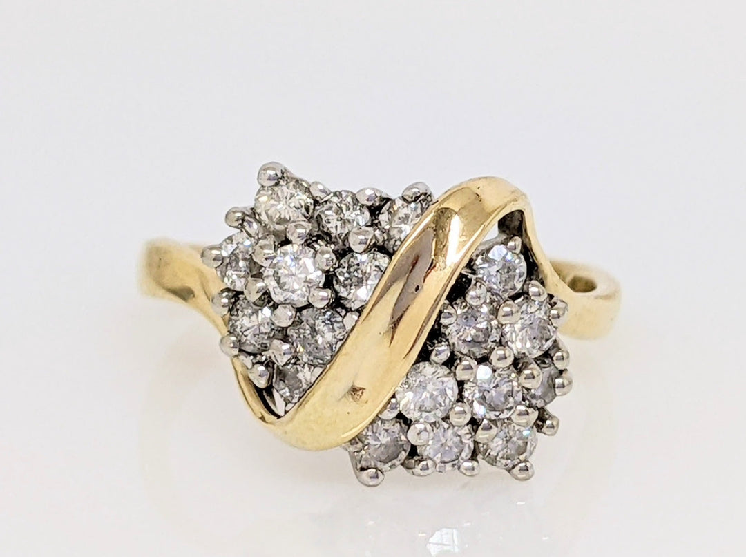 14K .54 CARAT TOTAL WEIGHT I1 G DIAMOND ROUND (18) CLUSTER ESTATE RING 2.7 GRAMS