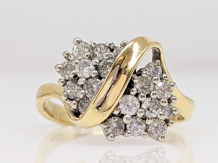 14K .54 CARAT TOTAL WEIGHT I1 G DIAMOND ROUND (18) CLUSTER ESTATE RING 2.7 GRAMS