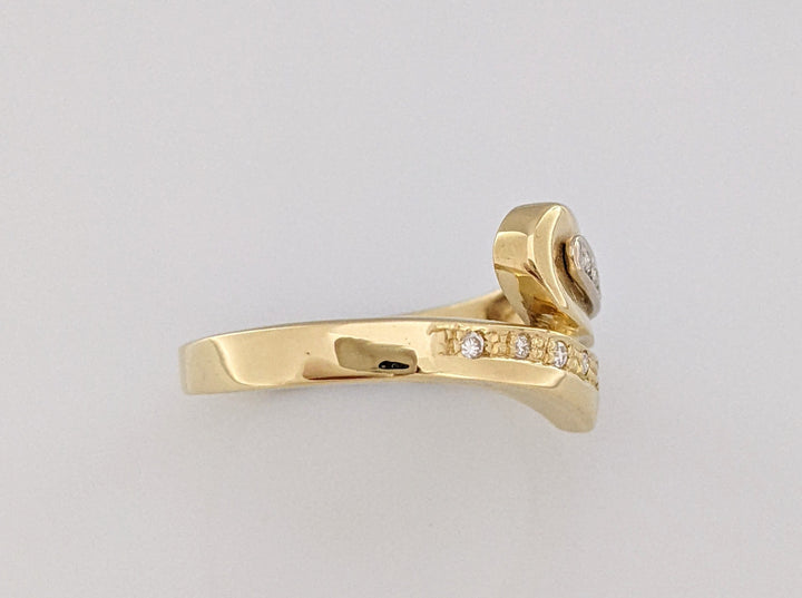 18K .07 CARAT TOTAL VS1 H DIAMOND ROUND (9) BYPASS ESTATE BAND 4.3 GRAMS