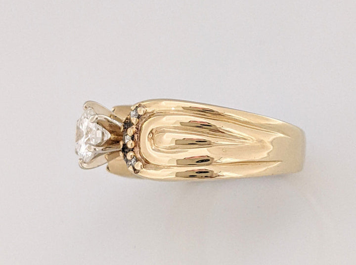 14K .72 CARAT TOTAL WEIGHT VS1 G DIAMOND ROUND (7) ESTATE RING 4.2 GRAMS