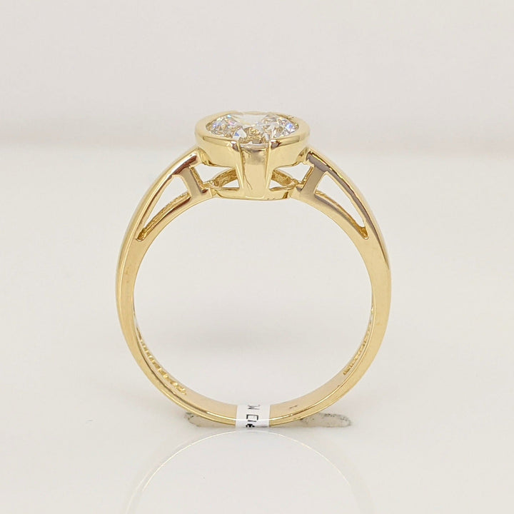 14K CUBIC ZIRCONIA 6.5MM HALF BEZEL ESTATE RING 2.2 GRAMS