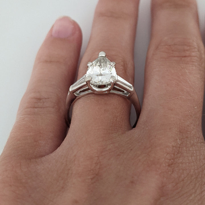 PLATINUM 2.13 CARAT TOTAL I1 G DIAMOND PEAR WITH (2) BAGUETTE ESTATE RING 4.8 GRAMS