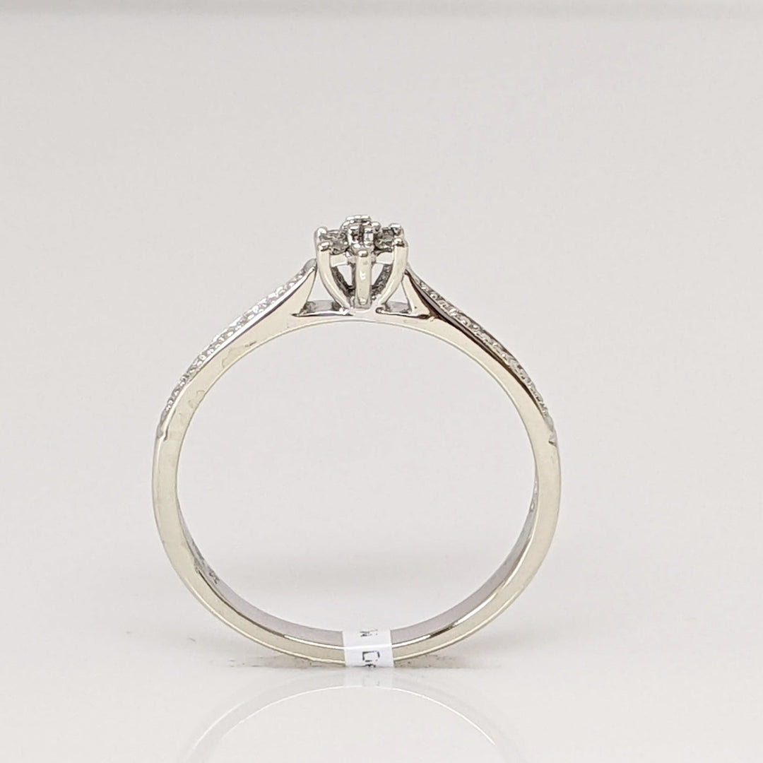 10K WHITE DIAMOND ROUND (5) PROMOTIONAL ESTATE RING 1.6 GRAMS