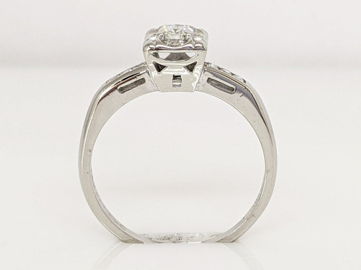 14K WHITE .21 CARAT TOTAL WEIGHT VS2-SI1 J DIAMOND ROUND (11) ESTATE ILLUSION RING 2.2 GRAMS