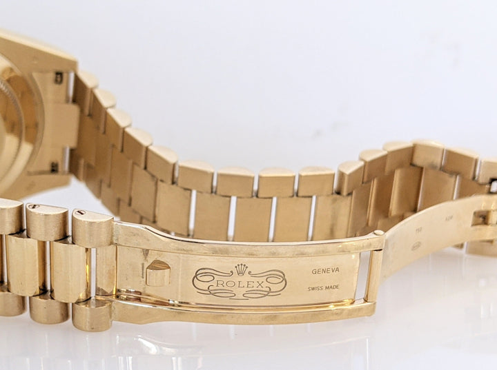 ROLEX 1999 GENTS 18K DAYDATE II 218238 WITH BOX 218.0 GRAMS