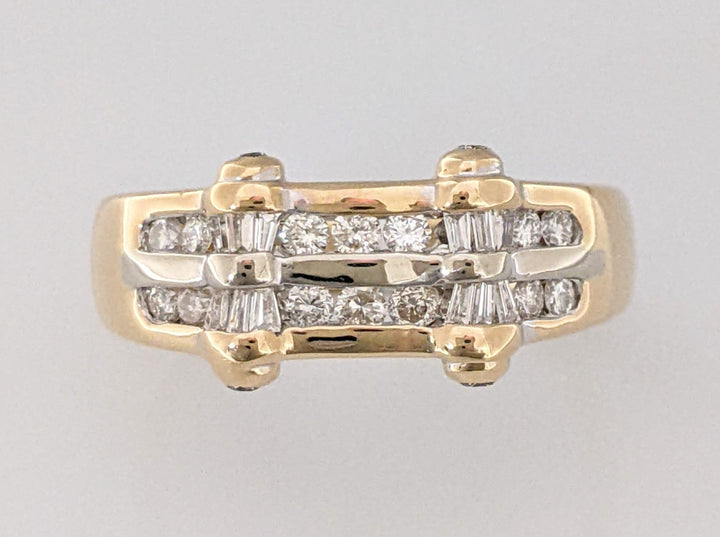 14K .46 CARAT TOTAL WEIGHT I1 H DIAMOND ROUND (18) BAGUETTE (12) 5.2 GRAMS