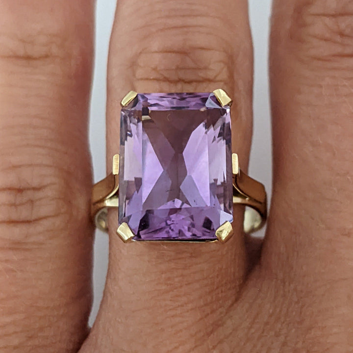 14K AMETHYST EMERALD CUT 10.5X14.5 ESTATE RING 4.9 GRAMS