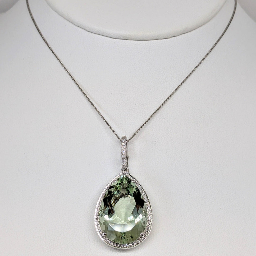14K WHITE GREEN QUARTZ PEAR 18X25 WITH .61 DIAMOND TOTAL WEIGHT ESTATE PENDANT & CHAIN 12.0 GRAMS