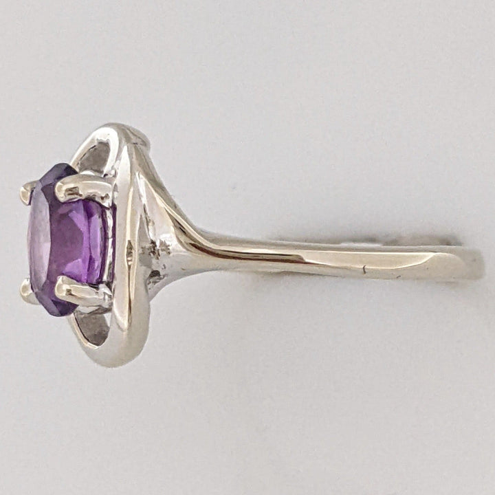14K WHITE AMETHYST OVAL 5X7 GOLD TRIM ESTATE RING 2.6 GRAMS