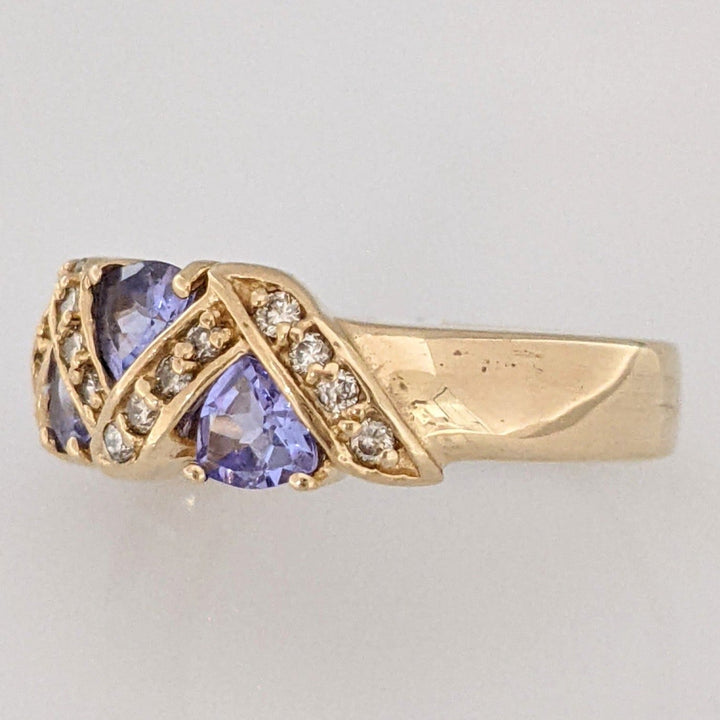 14K TANZANITE TRILLION (5) 4X4 WITH .24 CARAT TOTAL WEIGHT (24) ESTATE BAND 4.8 GRAMS